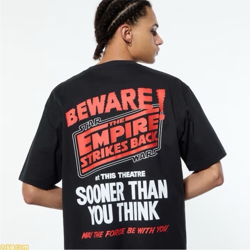 Uniqlo Black Star Wars Graphic Tee